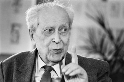 Человек должен быть интеллигентным лихачев. Дмитрий Лихачев: «Человек должен быть интеллигентен!» (обязательно к прочтению)