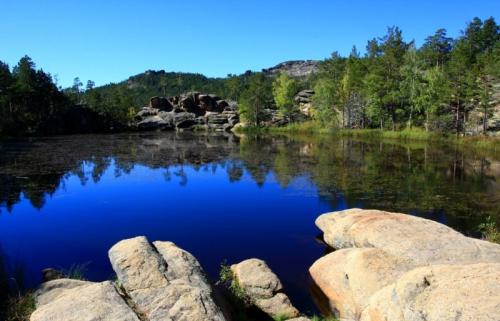Озеро Шайтанколь глубина. Шайтанколь озеро.