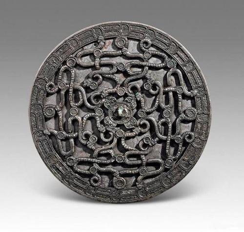 Китайские зеркала артефакт. Древние магические китайские зеркала