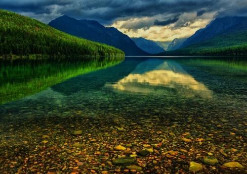 Самое чистое озеро в мире. Какое озеро самое чистое и прозрачное в мире?