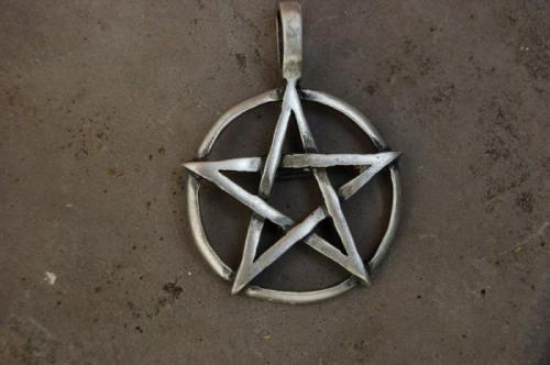 Пентаграмма значение. Как выглядит знак?