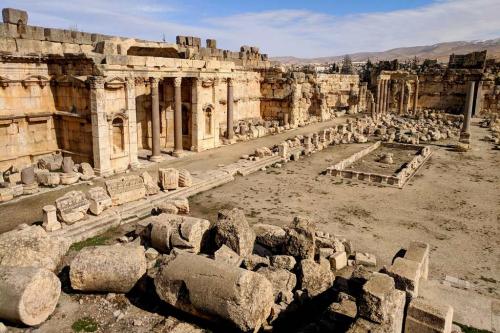 Баальбек в Ливане - циклопический храмовый комплекс Древнего мира