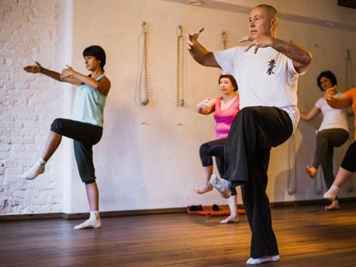 Китайская гимнастика. Польза китайской гимнастики: комплекс упражнений цигун для начинающих