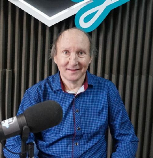 Медики сообщили матери числова, что у актера был вич. 29 августа прозвучала новость о смерти Александра Числова. Тогда СМИ сообщали, что актера не стало из-за двусторонней пневмонии. Сегодня в шоу «Андрей Малахов. Прямой эфир» выяснилось, что артист, сыгравший в более чем 200 картинах, страдал от другого заболевания.