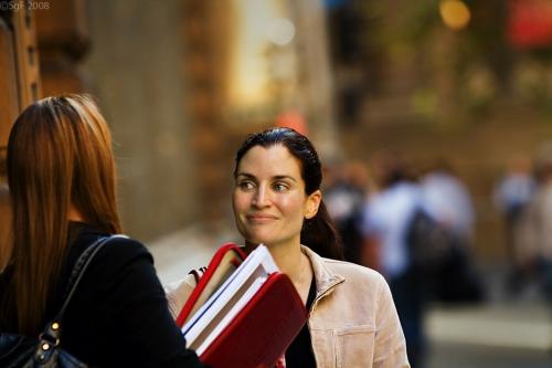 Неприятные люди общение. 8 секретов общения с неприятными людьми!