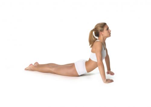 Простые упражнения йоги для растяжки и укрепления позвоночника. Позы йоги для спины и шеи 06