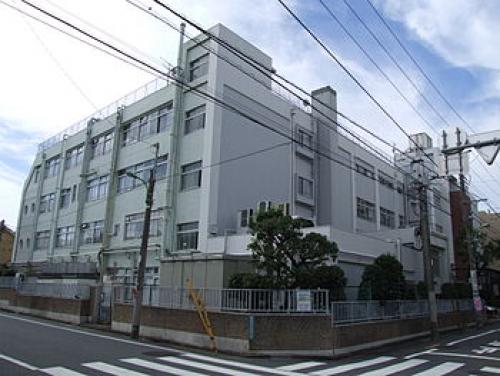 Какие уроки можно извлечь из японского опыта борьбы с COVID-19