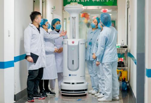 Какие ресурсы и технологии были задействованы в борьбе с пандемией коронавируса. В помощь врачам