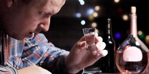 Как выйти из запоя самостоятельно. Условия для выведения из запоя 01