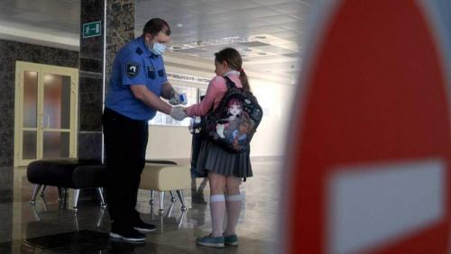 Памятка школьнику: как защититься от новой коронавирусной инфекции 01 Памятка школьнику: как защититься от новой коронавирусной инфекции 01