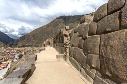 Кто ольянтайтамбо построил? 02