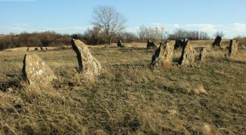 Степной стоунхендж. 
Ezomir.

