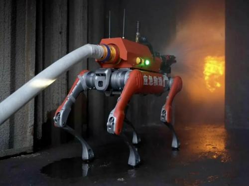 Огонь без людей: как Китай отправляет роботов туда, где человек не выживет.

