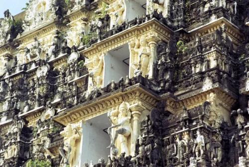 Запретная дверь индийского храма, которую можно открыть только в крайнем случае. 02 Запретная дверь индийского храма, которую можно открыть только в крайнем случае. 02