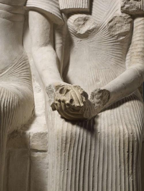 Будущий фараон хоремхеб (1319-1292 гг. до н. э. ) и его жена Амени, известняковая статуя из гробницы хоремхеба. 02