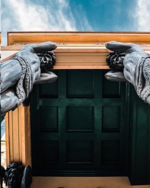 Мистика атлантов эрмитажа. 02