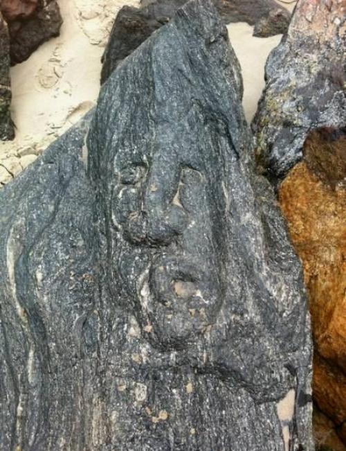 Славянские божества на пляже Брайтон - бич? 
