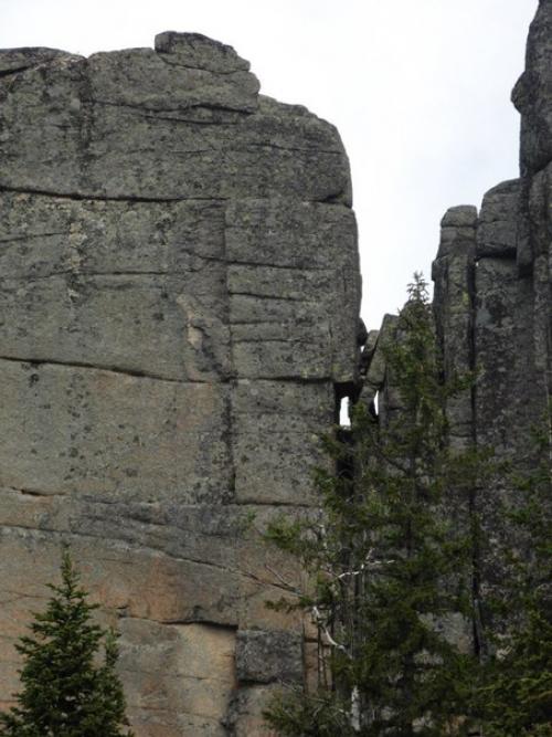 Алтай: мегалиты горы синюха. 01