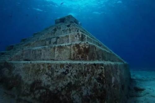 Гигантская пирамида на дне озера кинарет. 01