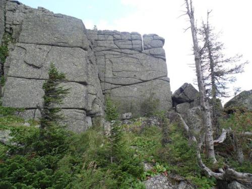 Алтай: мегалиты горы синюха. 04