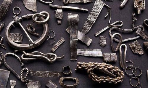 10 удивительных секретов, найденных под полом. 09