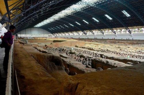 * Терракотовая армия императора цинь шихуанди, Китай *. 01