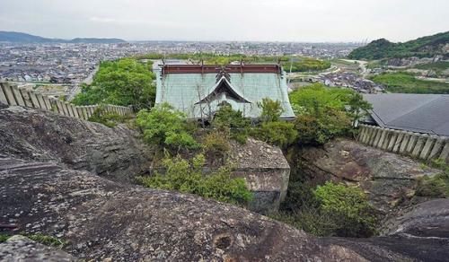 Таинственный японский мегалит иши - но - ходен. 02 Таинственный японский мегалит иши - но - ходен. 02