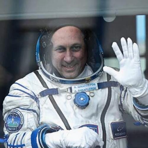 Космонавт шкаплеров принял командование мкс. 01 Космонавт шкаплеров принял командование мкс. 01