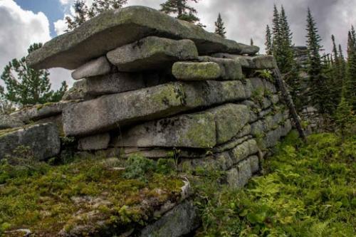 Мегалиты горы изыгаш. 01 Мегалиты горы изыгаш. 01