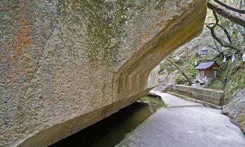 Таинственный японский мегалит иши - но - ходен. 06 Таинственный японский мегалит иши - но - ходен. 06