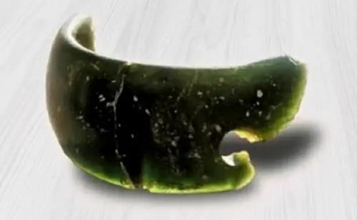 Артефакты истории. Браслет из будущего. 01 Артефакты истории. Браслет из будущего. 01