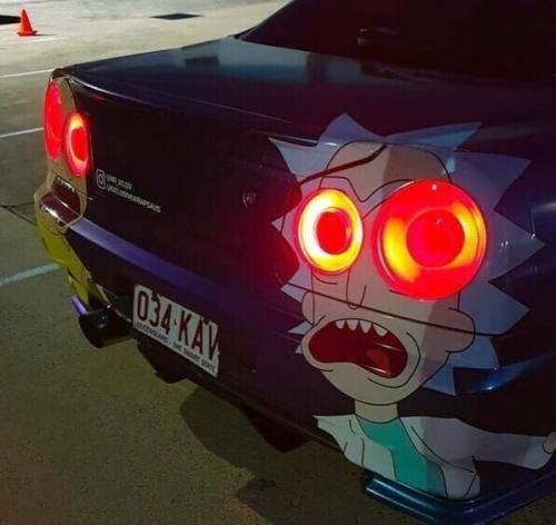 Креативно!  А что ты о покраске автомобиля знаешь? 01