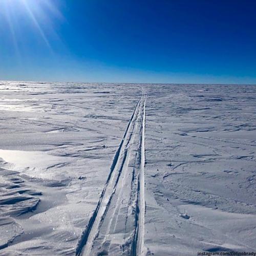 Колин о' брейди первым в мире смог пересечь без посторонней помощи Антарктиду. 02