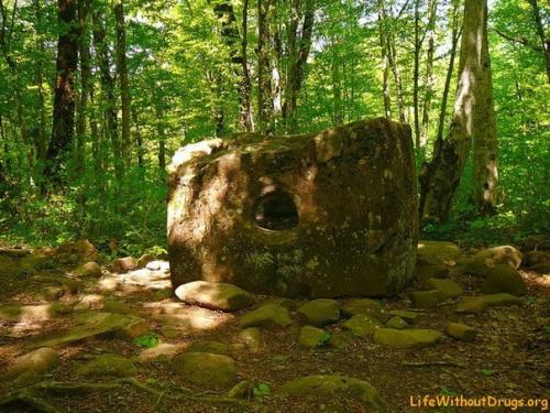 Псынако (Туапсе, Россия) - храм солнца или древняя солнечная обсерватория. 03