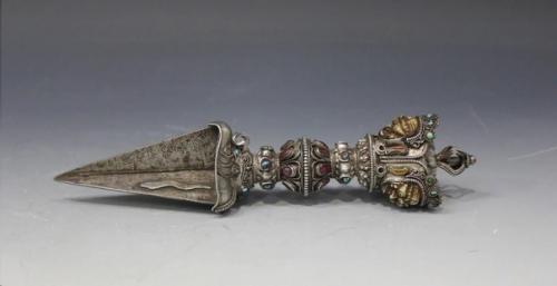 Пхурбу - трехлезвийный магический кинжал тибета. 02