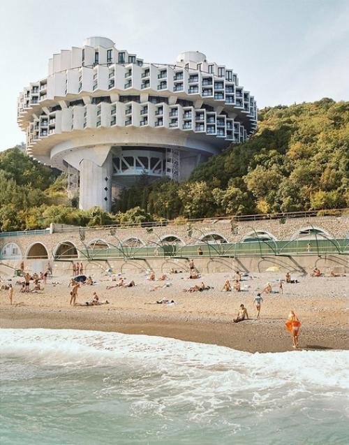 Космос, которого нет: футуристическая архитектура позднего Ссср. 01