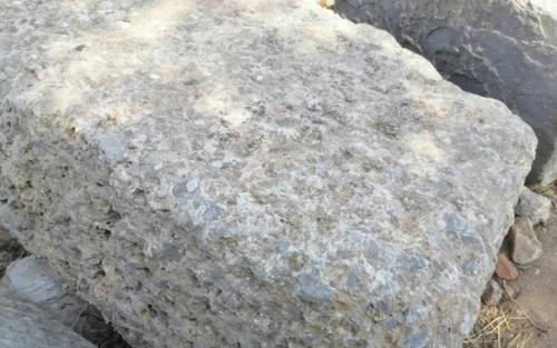 В храме Артемиды эфесской в Турции есть неприметная деталь, о которой редко упоминают. 02