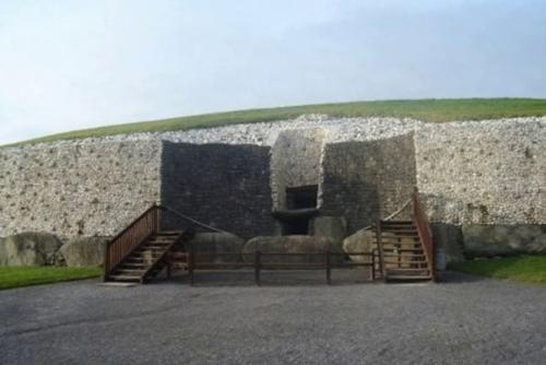 Бру - на - бойн: самые древние гробницы на планете. 07