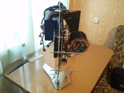 Вот уже года 4 назад сделал системник, до сих пор работает. 02