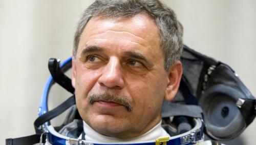 Космонавты Сергей волков, Михаил Корниенко и Скотт келли благополучно вернулись на землю. 01 Космонавты Сергей волков, Михаил Корниенко и Скотт келли благополучно вернулись на землю. 01