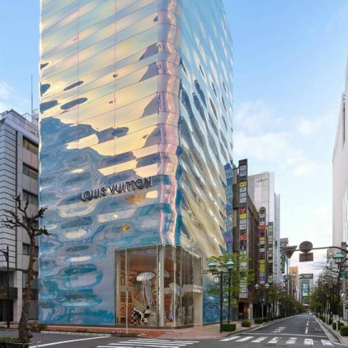 Не просто стекло: семь зданий, которые выглядят так, будто их укутали в прозрачную ткань. 05