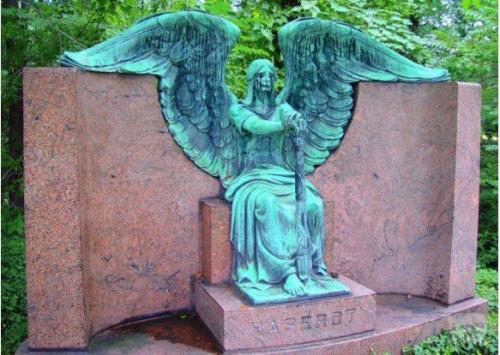 Смерть победоносная.  В Кливленде, штат огайо находится кладбище Lake View Cemetery.
