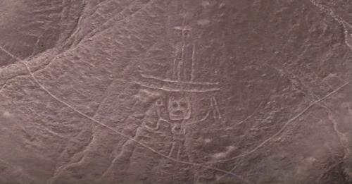 После обнаружения новых геоглифов правительство перу доступ к плато закрыло. 01