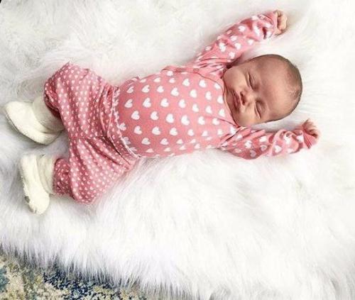 Ученые из вашингтонского университета выяснили, что дети - билингвы по степени развития мозга превосходят сверстников.  