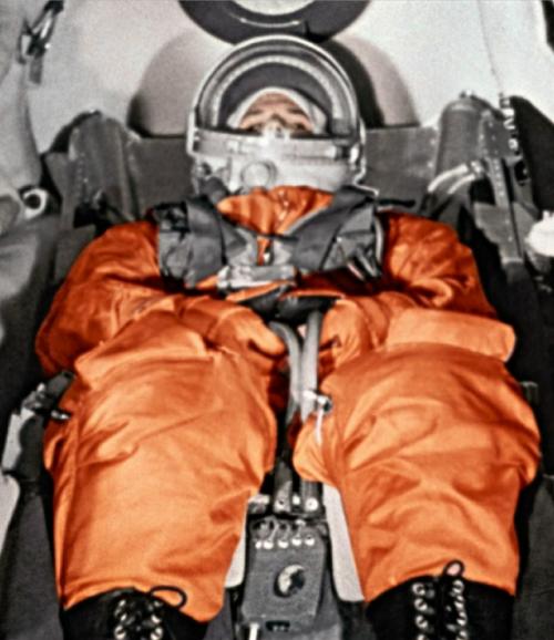 Всех с днём космонавтики. 65. 