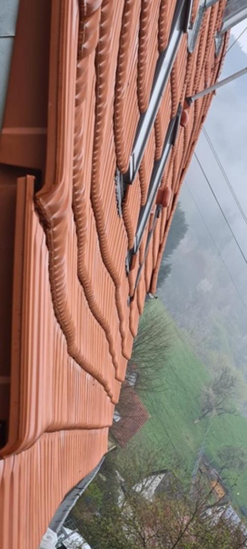 Ваша новая крыша немножко кривая. 03