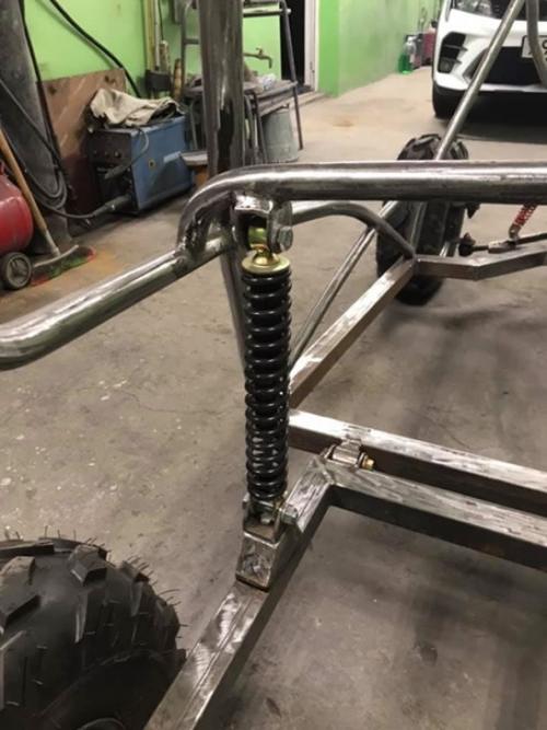 Собрал детям Баги амортизаторы задние от мопеда ямаха, передние от мопеда Сузуки. 06