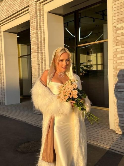 Хочу, Чтобы ему Было Комфортно: кока уверяет, что поверин не альфонс, и уже планирует родить от него. 01