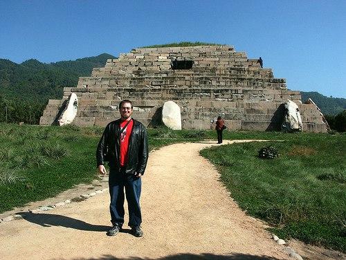 Самые большие пирамиды на Земле - пирамиды в Китае! 02 Самые большие пирамиды на Земле - пирамиды в Китае! 02