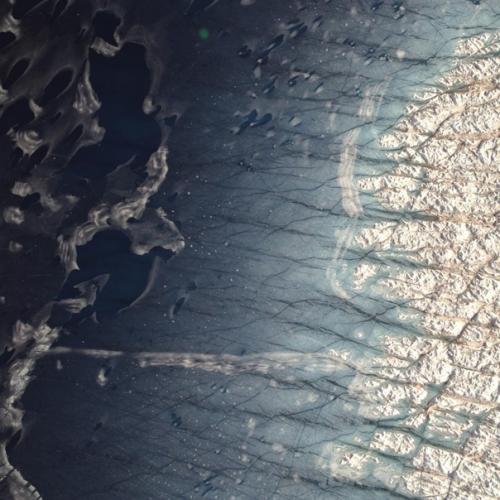 Скопления льда в Антарктике и Гренландии со спутника. 01